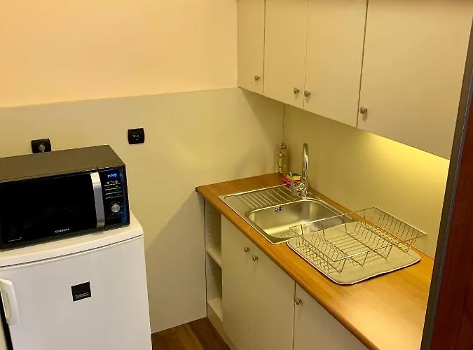 A01 Setany-silverine Apartmanhaz-orzoett Parkoloval Balatonfüred